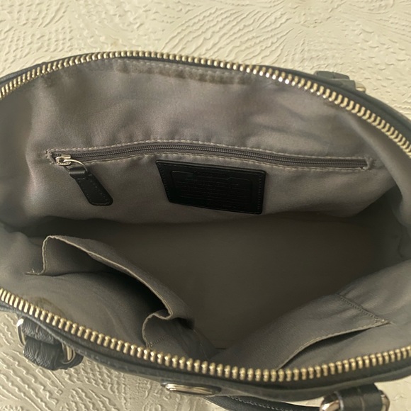 Black Coach Tote Hand Bag - Picture 7 of 8